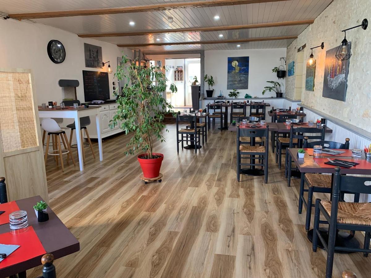 Hotel Restaurant De L'Union Mirambeau  Εξωτερικό φωτογραφία