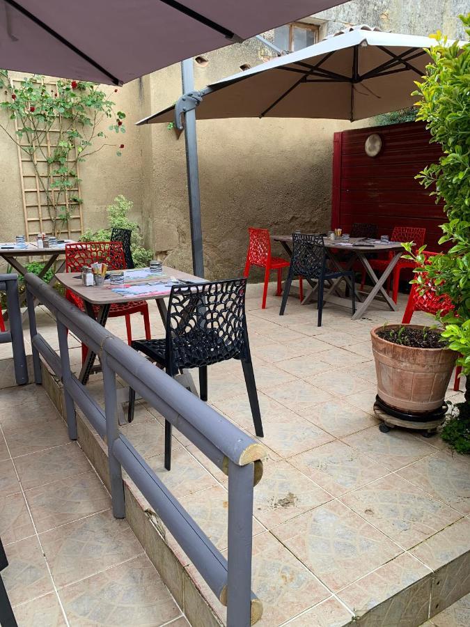 Hotel Restaurant De L'Union Mirambeau  Εξωτερικό φωτογραφία