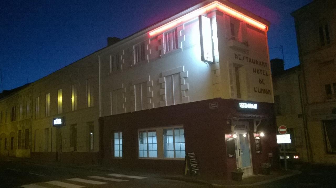 Hotel Restaurant De L'Union Mirambeau  Εξωτερικό φωτογραφία