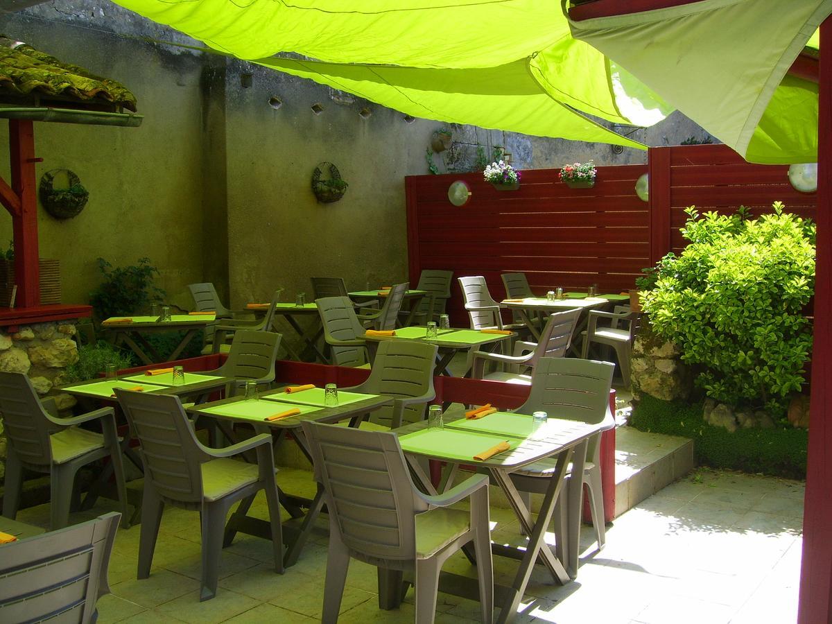 Hotel Restaurant De L'Union Mirambeau  Εξωτερικό φωτογραφία