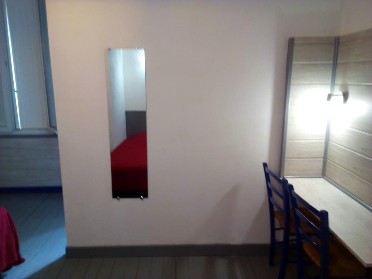 Hotel Restaurant De L'Union Mirambeau  Εξωτερικό φωτογραφία
